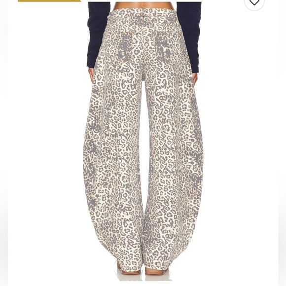 Lioness Horseshoe Barrel Wide Leg Animal Print Jeans Size L - Picture 1 of 5